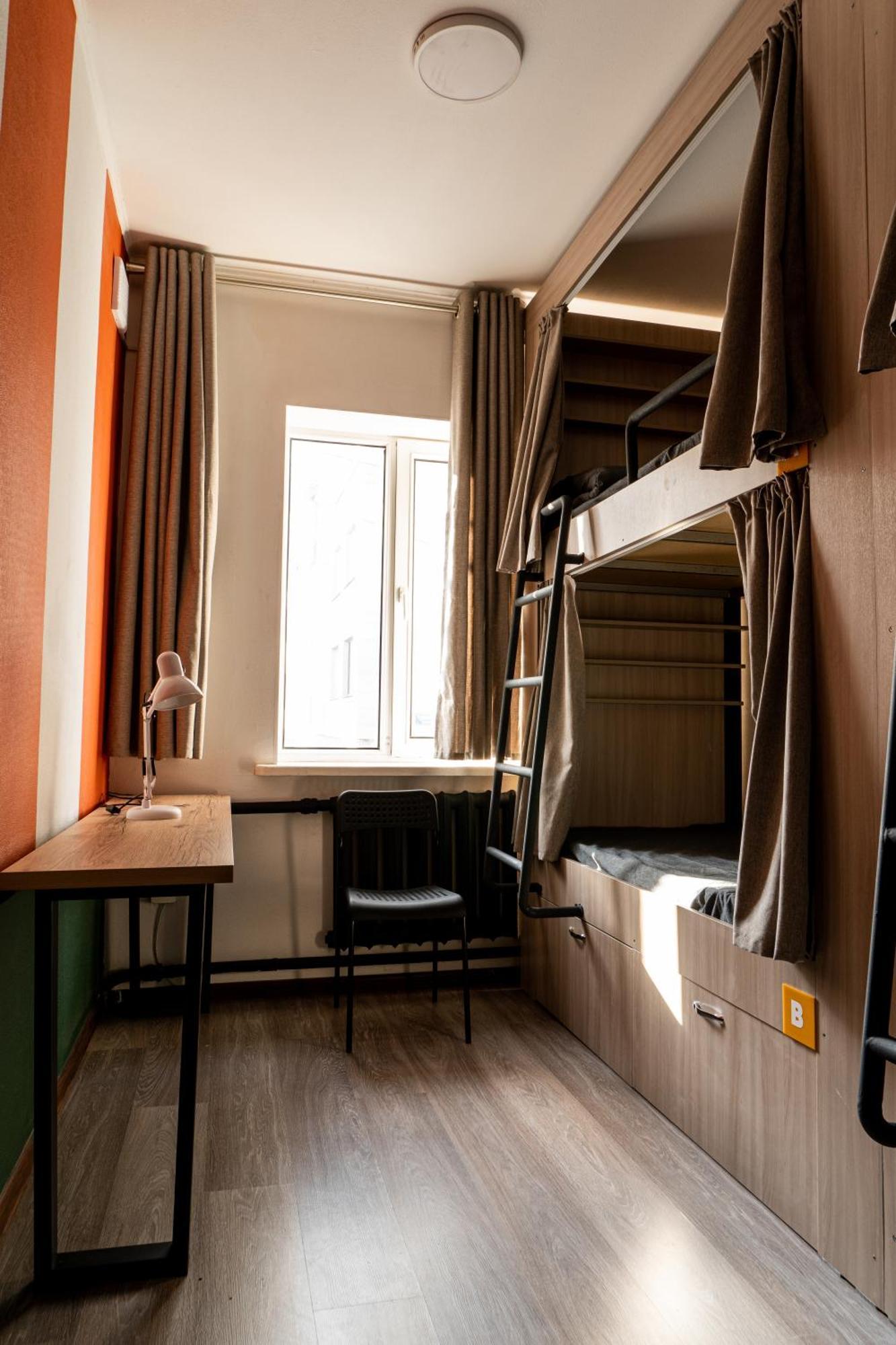 People Hostel & Coworking Бишкек Екстериор снимка